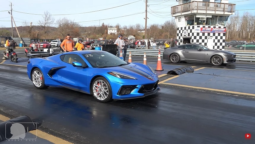 C8 Chevrolet Corvette E-Ray vs Ford Mustang Dark Horse on ImportRace
