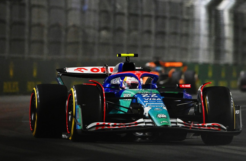 Yuki Tsunoda pushes on Yuki Tsunoda pushes on