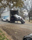 Lamborghini Diablo fallen off the trailer