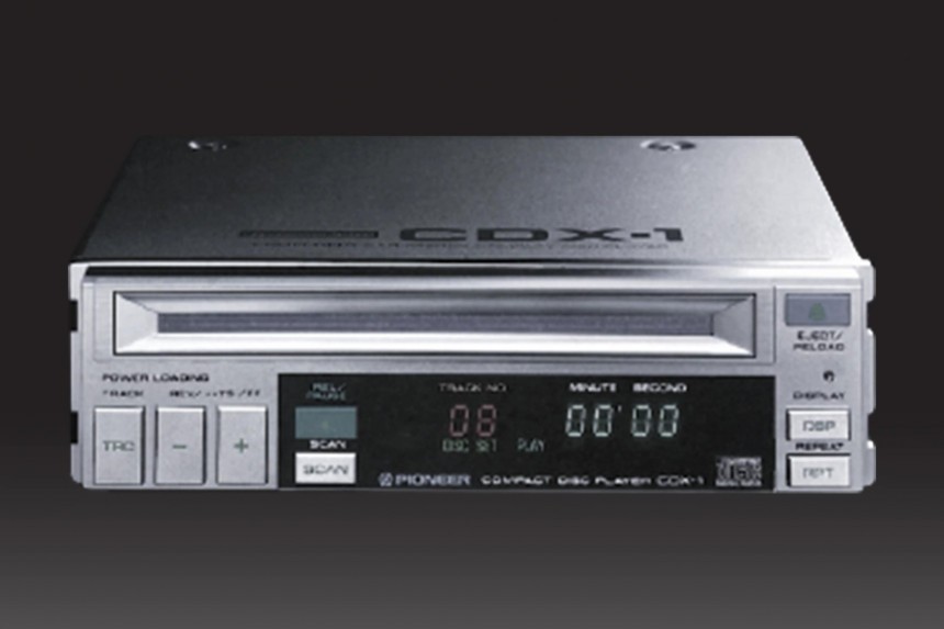 1984 Pioneer CDX\-1