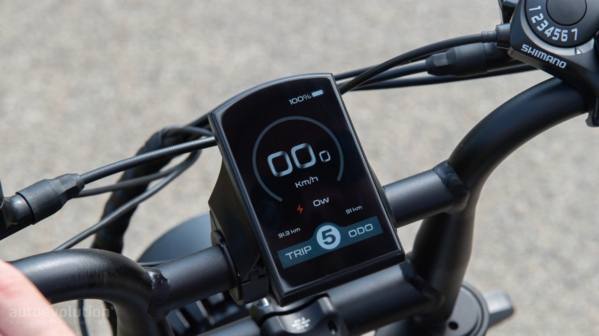 Ridden\: The Coswheel CT20S E\-Bike Has an Insane 45\-MPH Top Speed and a Striking Design Ridden\: The Coswheel CT20S E\-Bike Has an Insane 45\-MPH Top Speed and a Striking Design