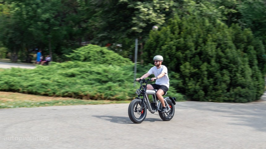 Ridden\: The Coswheel CT20S E\-Bike Has an Insane 45\-MPH Top Speed and a Striking Design Ridden\: The Coswheel CT20S E\-Bike Has an Insane 45\-MPH Top Speed and a Striking Design