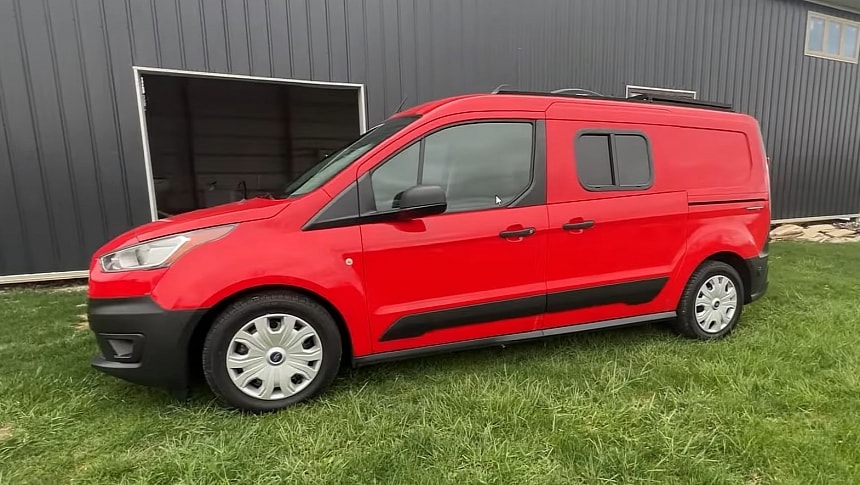 This Micro Camper Van Is Ideal for Shorter Adventures, Has an Unusually Efficient Interior