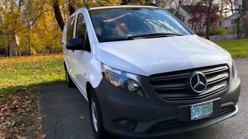 This Stealthy Micro Camper Van Mixes Style and Versatility Into a Roomy Living Space This Stealthy Micro Camper Van Mixes Style and Versatility Into a Roomy Living Space