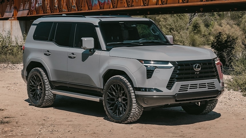 2024 Lexus GX 550 custom SUV on Vossen wheels
